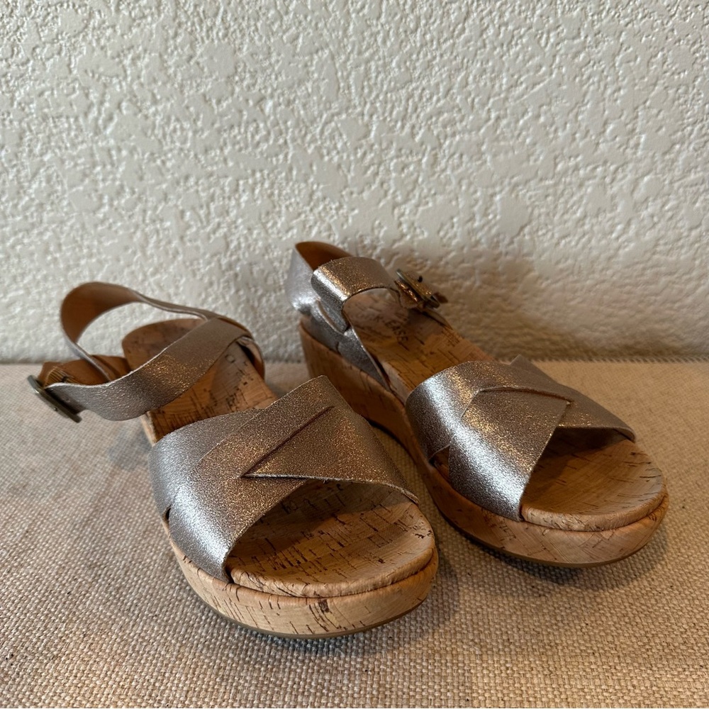 Kork-Ease Soft Gold Metallic Myrna 2.0 Platform Wedge Sandals - Picture 3 of 13